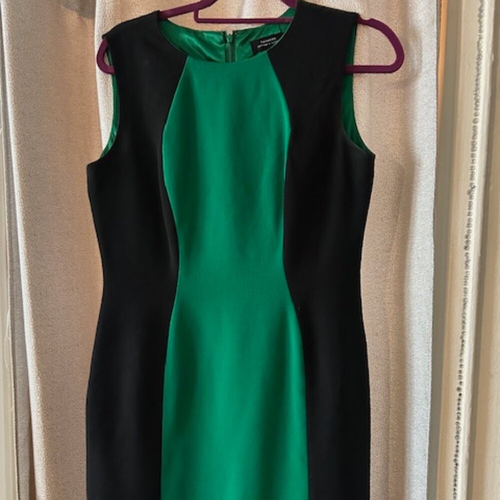 Black and Green Tahari Arthur S. Levine Women’s Dress (Size 8)
